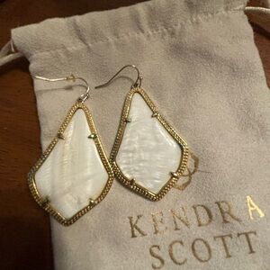 Kendra Scott Alexandra earrings